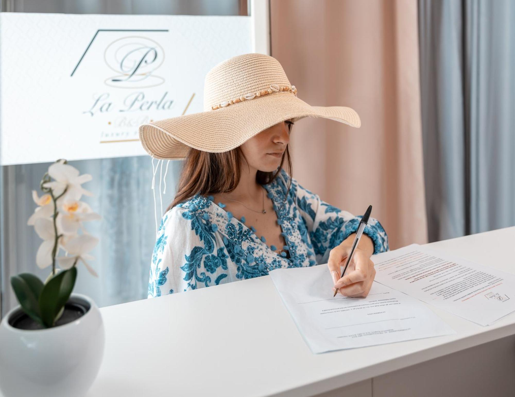 La Perla Luxury Rooms Ангри Экстерьер фото